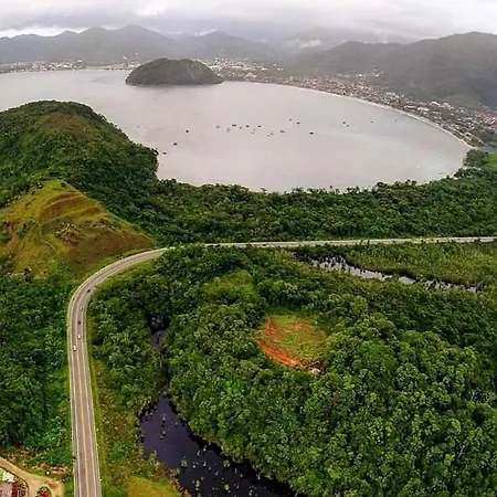 Chales Ubatuba II-3